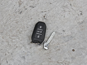 2014款1.6T 自动尊享版 THP200 其它