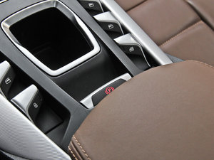 2014款1.6T 自动尊享版 THP200 驻车制动器