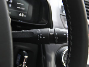 2014款1.6T 自动尊享版 THP200 中控区
