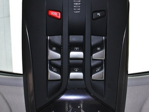 2014款1.6T 自动尊享版 THP200 中控区