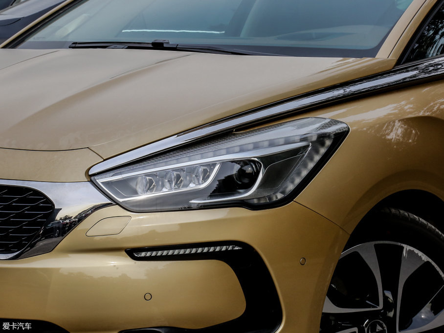 2015DS 5 1.8T THP200