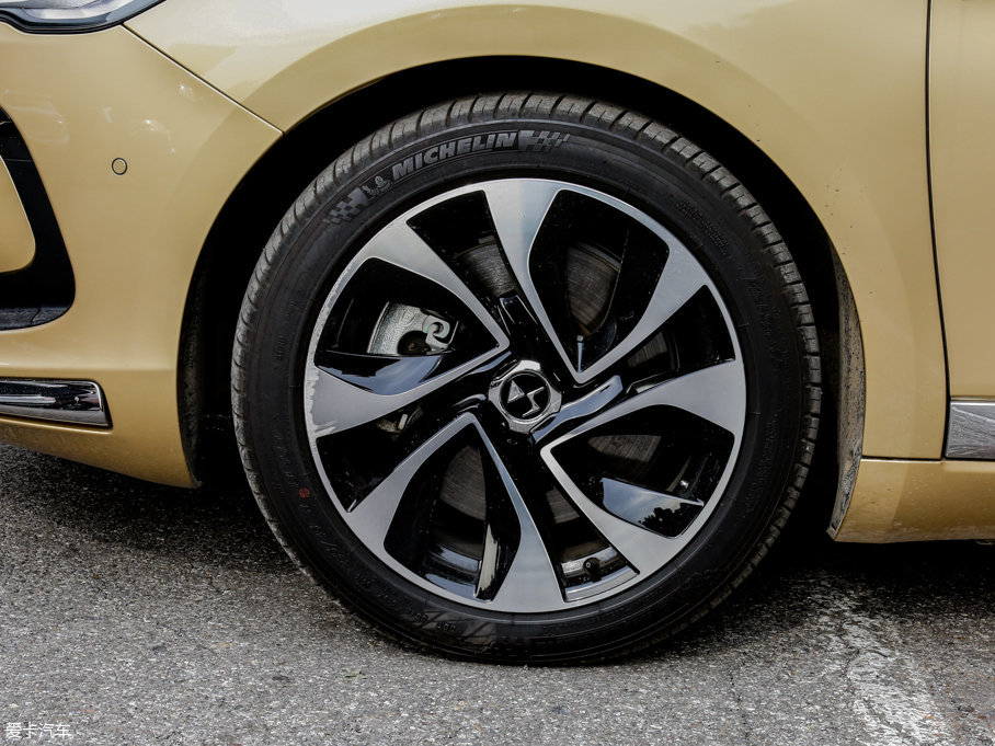 2015DS 5 1.8T THP200