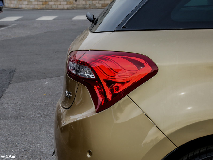 2015DS 5 1.8T THP200