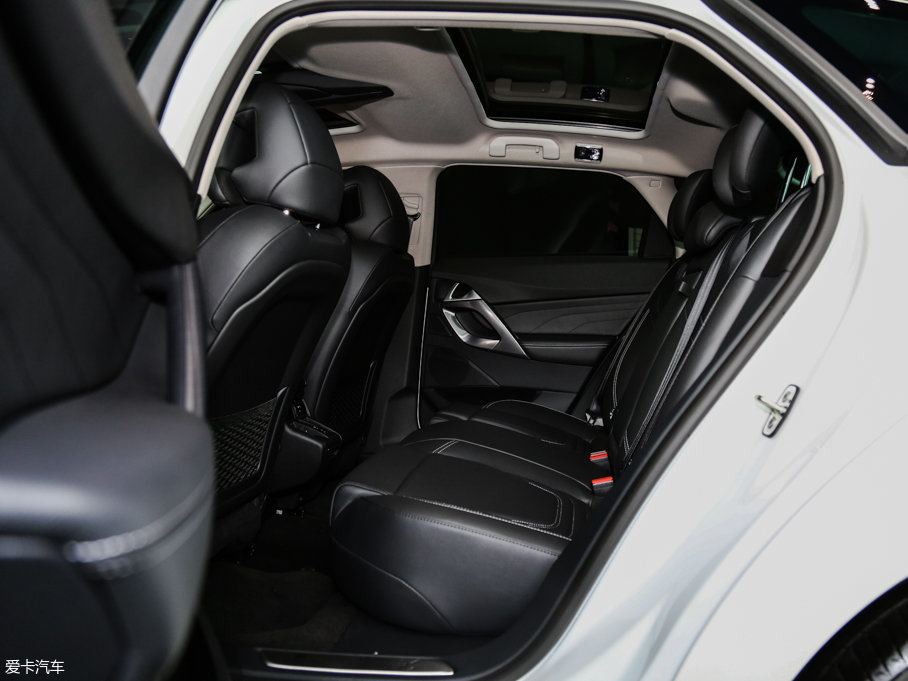 2015DS 5 1.6T ATHP160