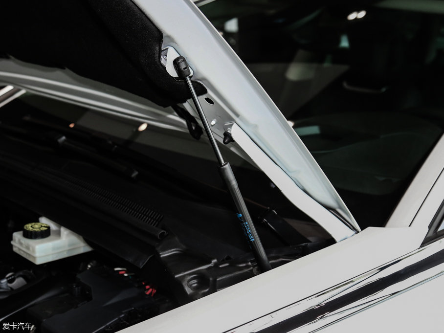 2015DS 5 1.6T ATHP160