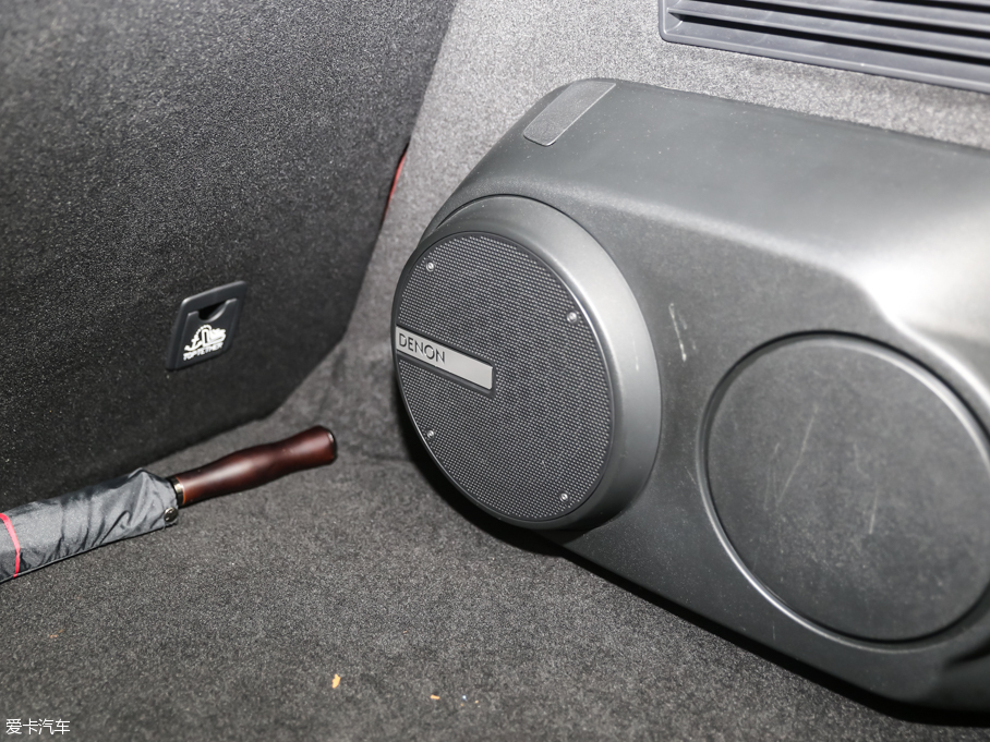 2016��DS 4S THP200 ������