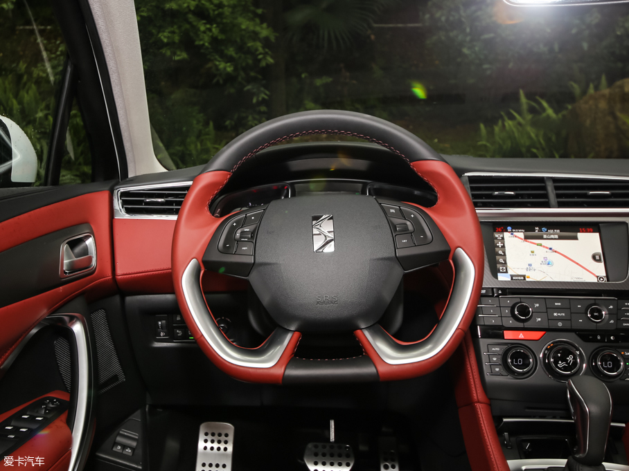 2016��DS 4S THP200 ������