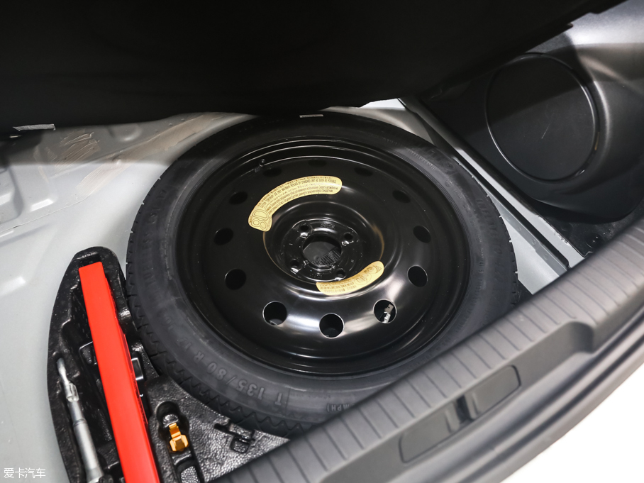 2016��DS 4S THP200 ������