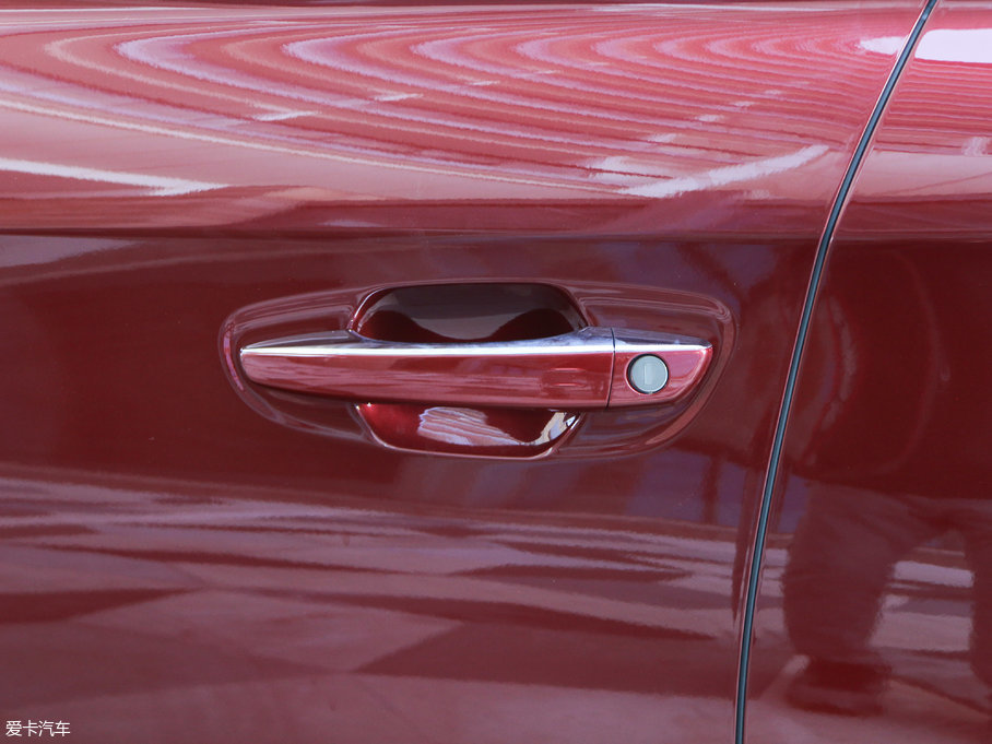 2018DS 4S 30THP P-Line