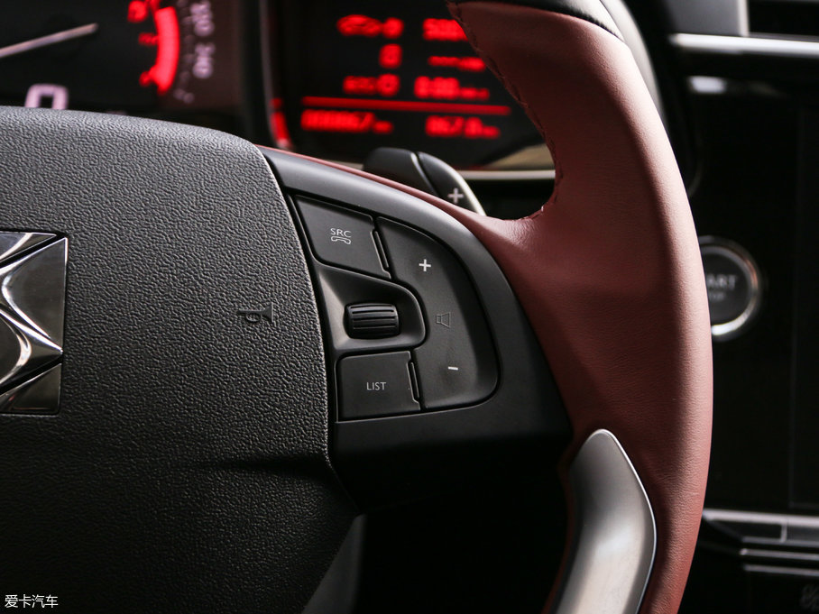 2018DS 4S 30THP P-Line