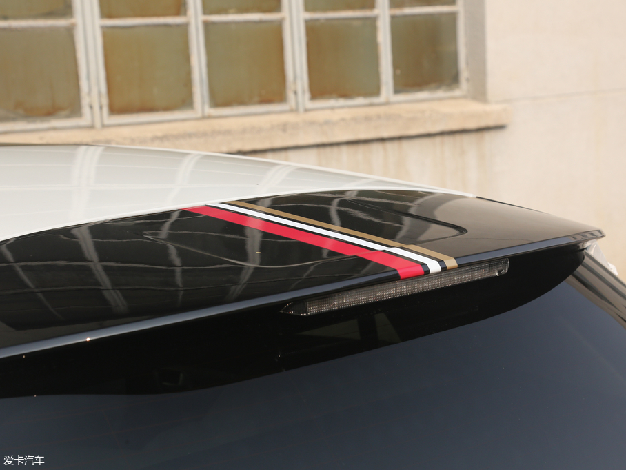 2018DS 4S 30THP P-Line