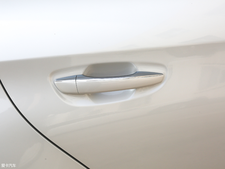 2018DS 4S 30THP P-Line