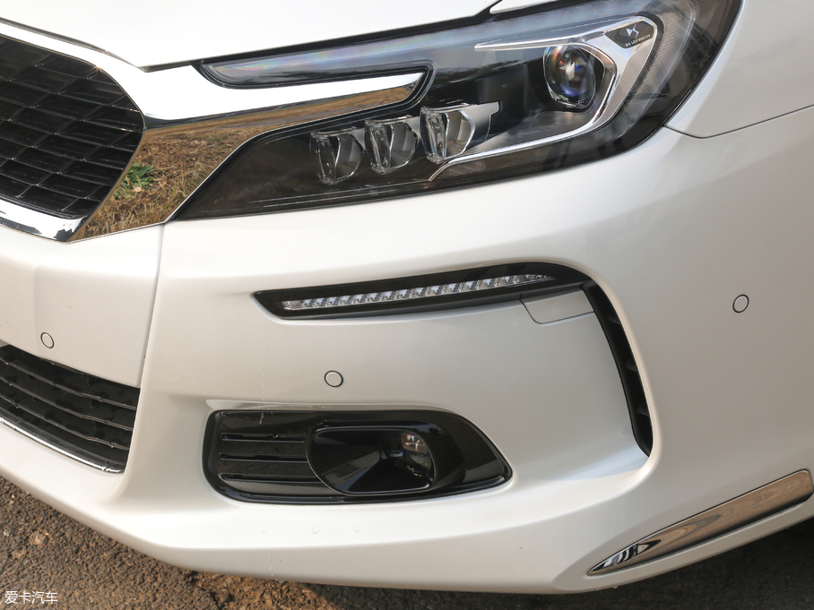 2018DS 4S 30THP P-Line