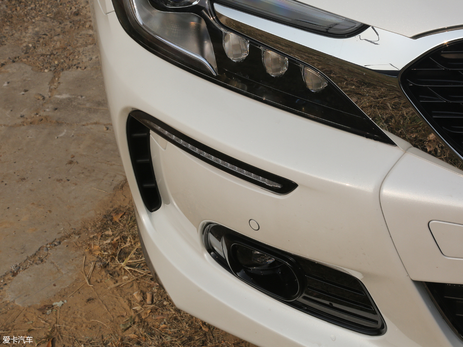 2018DS 4S 30THP P-Line