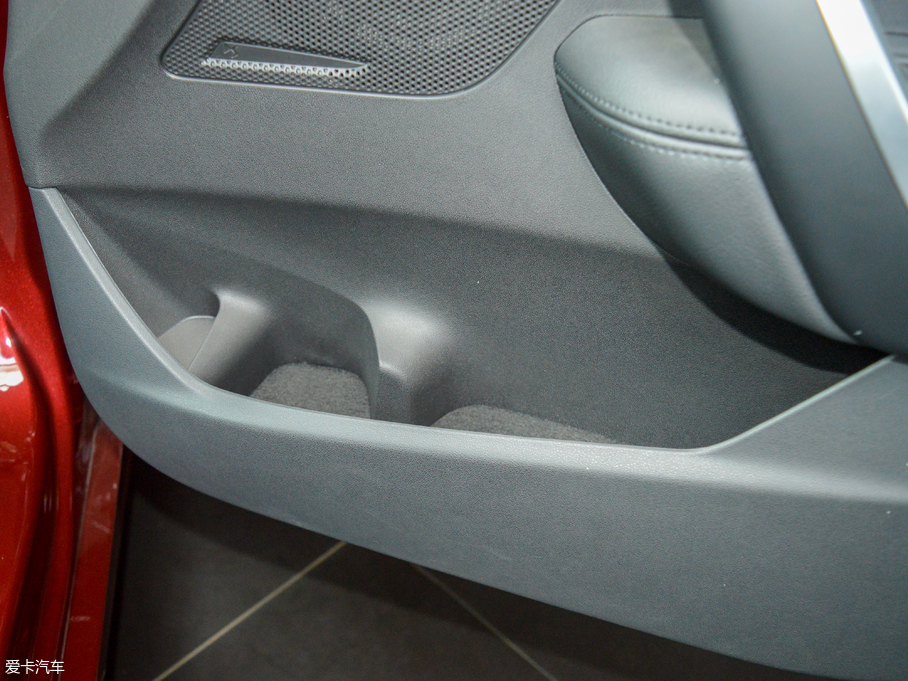 2018��DS 4S 30THP ������