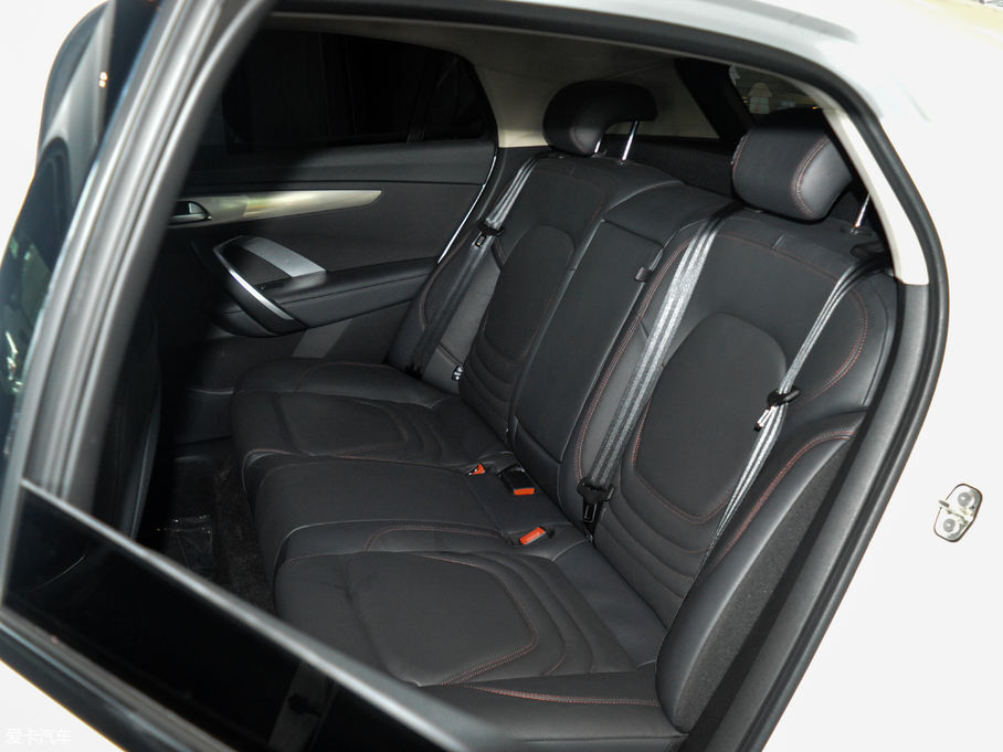 2018��DS 4S 30THP �ń���