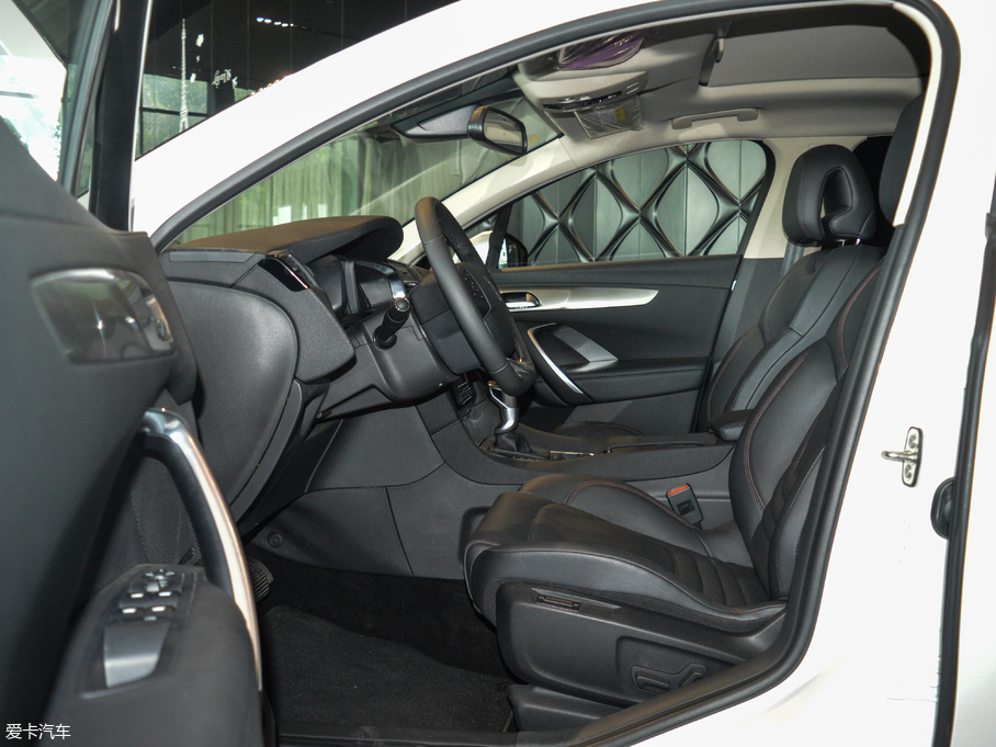 2018��DS 4S 30THP �ń���