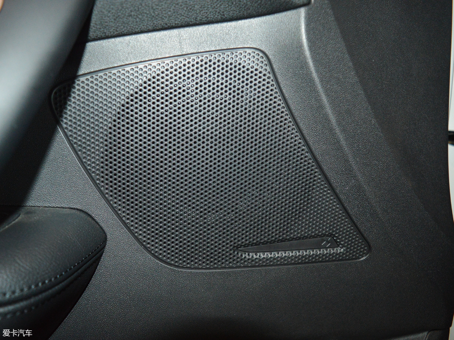 2018��DS 4S 30THP �ń���