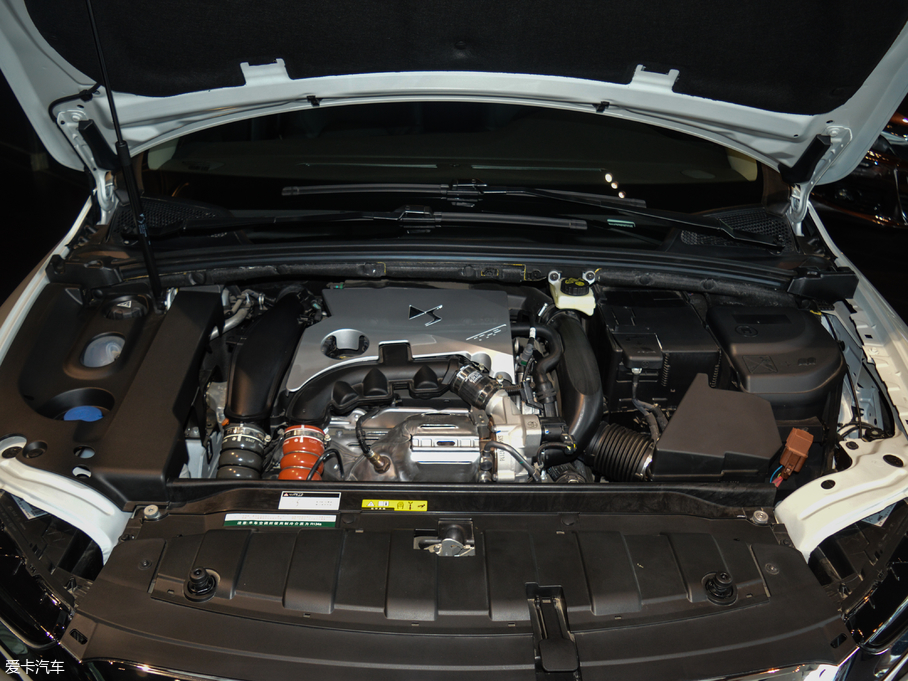 2018��DS 4S 30THP �ń���