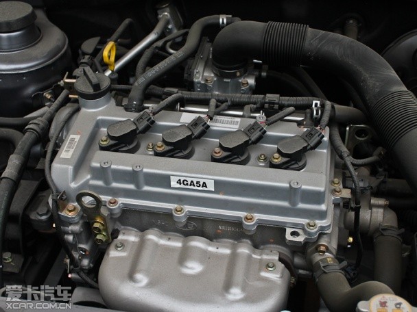 一汽歐朗2012款歐朗三廂