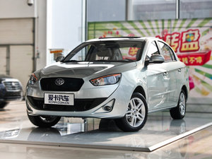 2012款1.5L 手动豪华版 左前45度