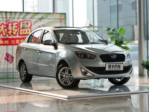 2012款1.5L 手动豪华版 整体外观