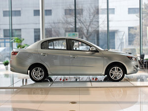 2012款1.5L 手动豪华版 整体外观