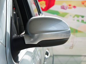 2012款1.5L 手动豪华版 后视镜