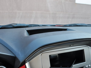 2014款1.5L 自动豪华型 空间座椅
