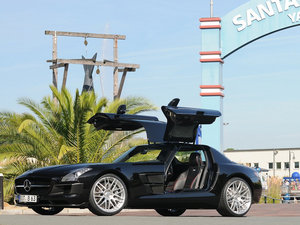 2011款SLS 700 Biturbo 整体外观
