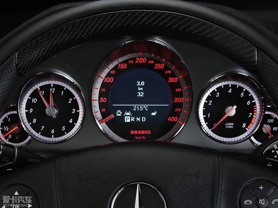 2010 E(j) E V12 800