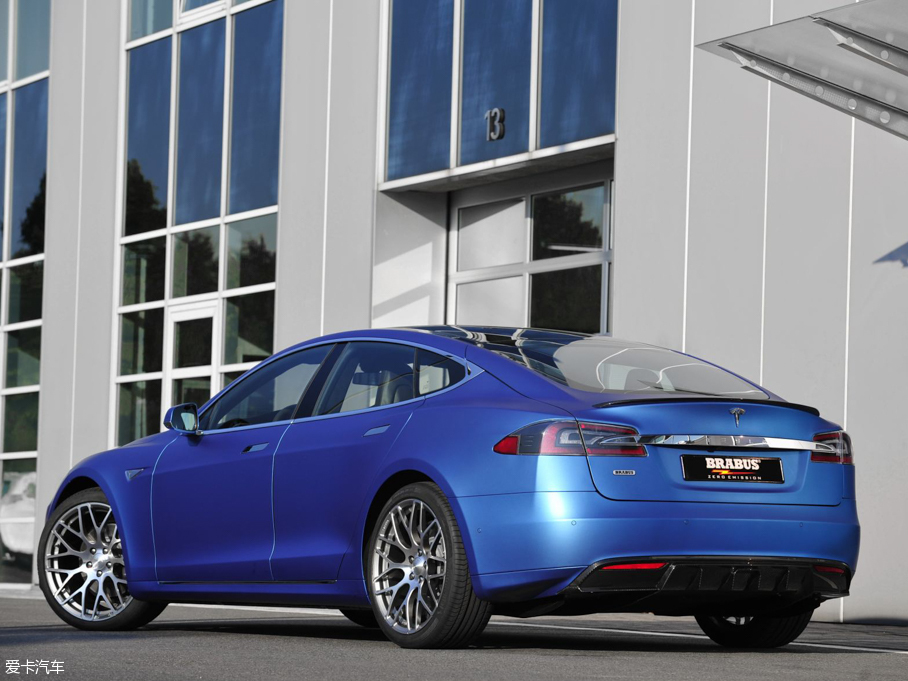 2016 TESLA MODEL S ZERO EMiSSIONS