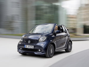 2016Cabrio Brabus Edition w^