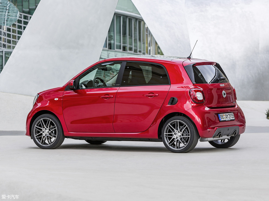 2016款巴博斯 smart forfour基本型