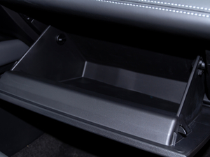 2020款1.8T 巡航豪华型 手套箱