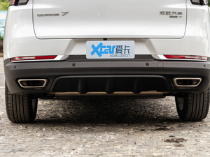 2020款1.6T 护航精英型 排气管