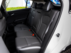 2020款1.6T 护航精英型 后排座椅