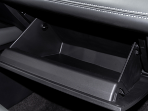 2020款1.6T 护航精英型 手套箱