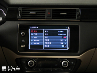 觀致汽車2014款觀致3轎車