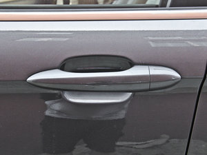 2014款1.6L 自动致悦型 主驾门拉手