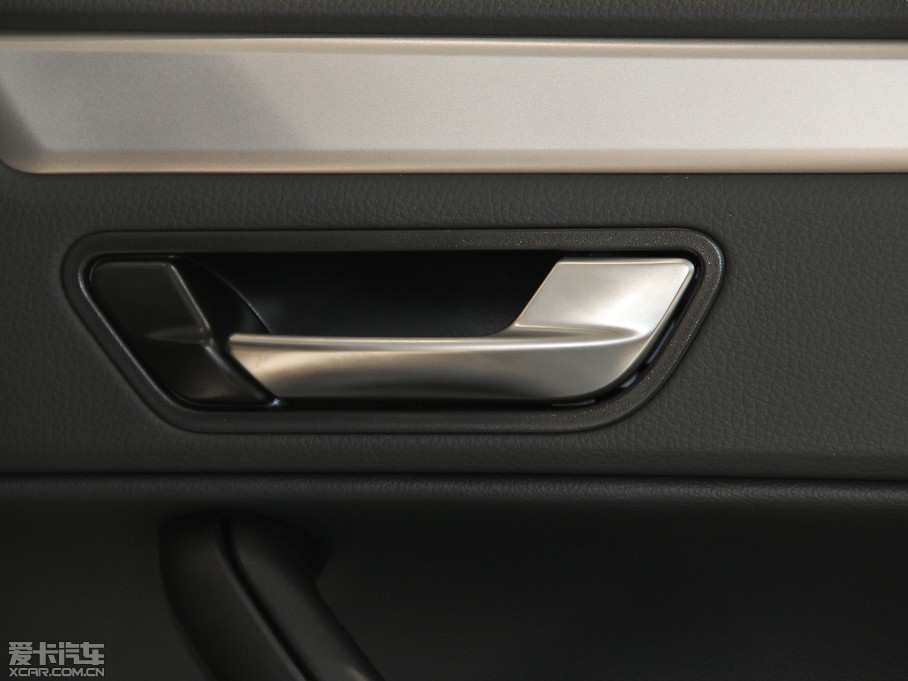 2015^3SUV 1.6T Ԅ(dng)̈́(dng)