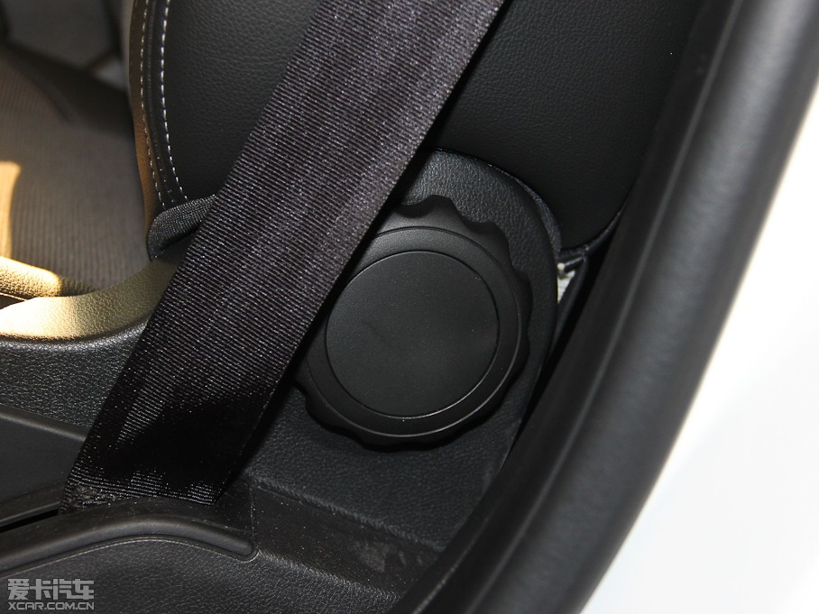 2015^3SUV 1.6T Ԅ(dng)̈́(dng)