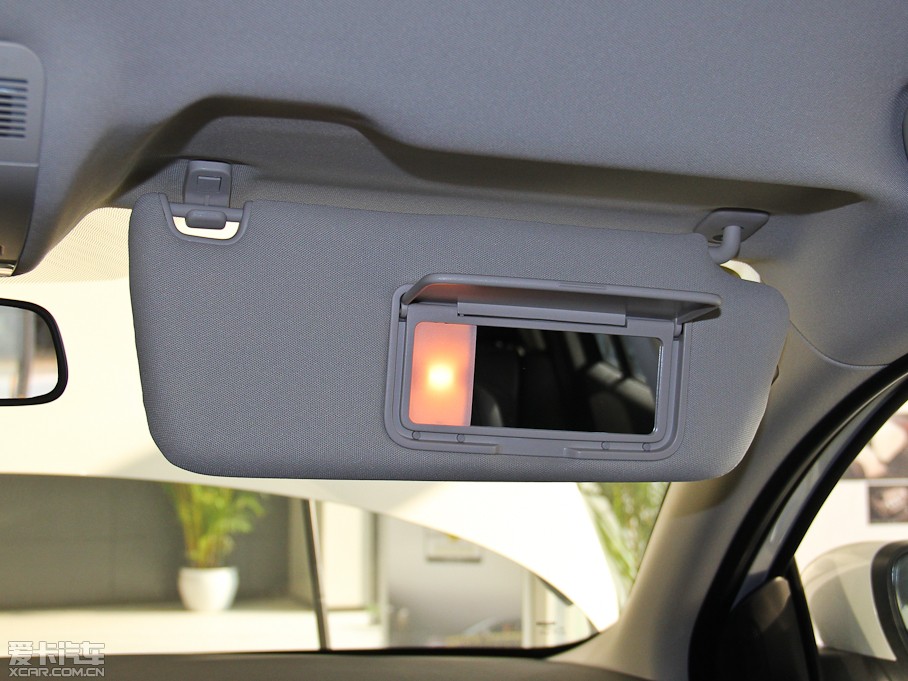 2015^3SUV 1.6T Ԅ(dng)̈́(dng)