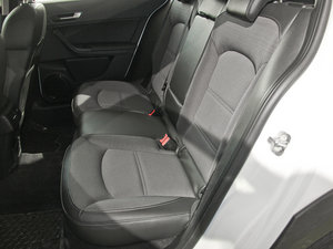 2015款1.6T 自动型动派 后排座椅