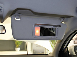 2015款1.6T 自动型动派 空间座椅
