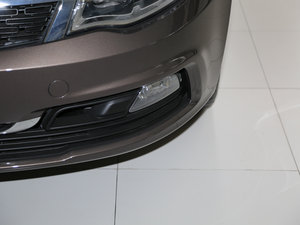 2016款1.6T 自动致臻型 前雾灯