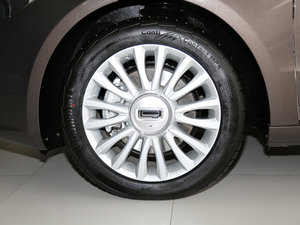 2016款1.6T 自动致臻型 轮圈