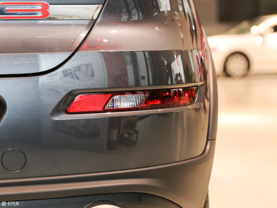 2016���^��3����SUV 1.6T �Ԅ�������