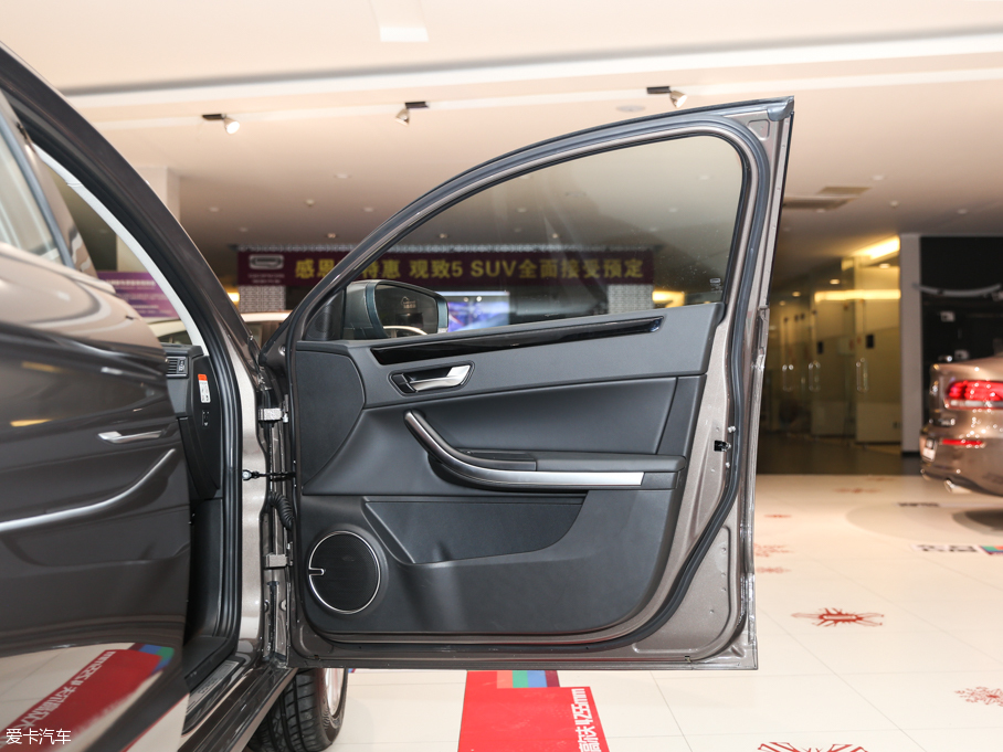 2016���^��3����SUV 1.6T �Ԅ�������