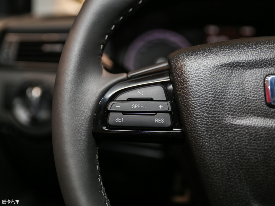 2016���^��3����SUV 1.6T �Ԅ�������